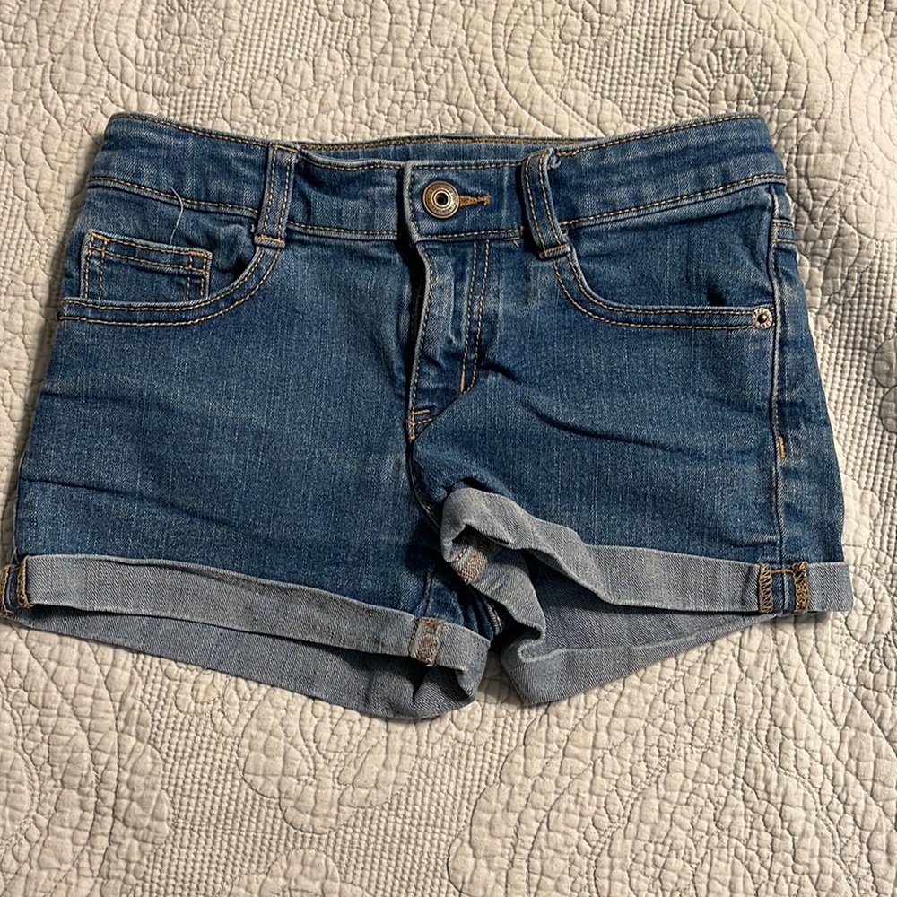 Crazy 8 shorts
